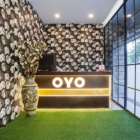 Oyo 2361 Hotel Winston Glugur المظهر الخارجي الصورة