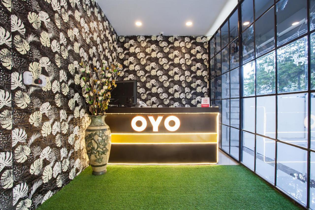 Oyo 2361 Hotel Winston Glugur المظهر الخارجي الصورة