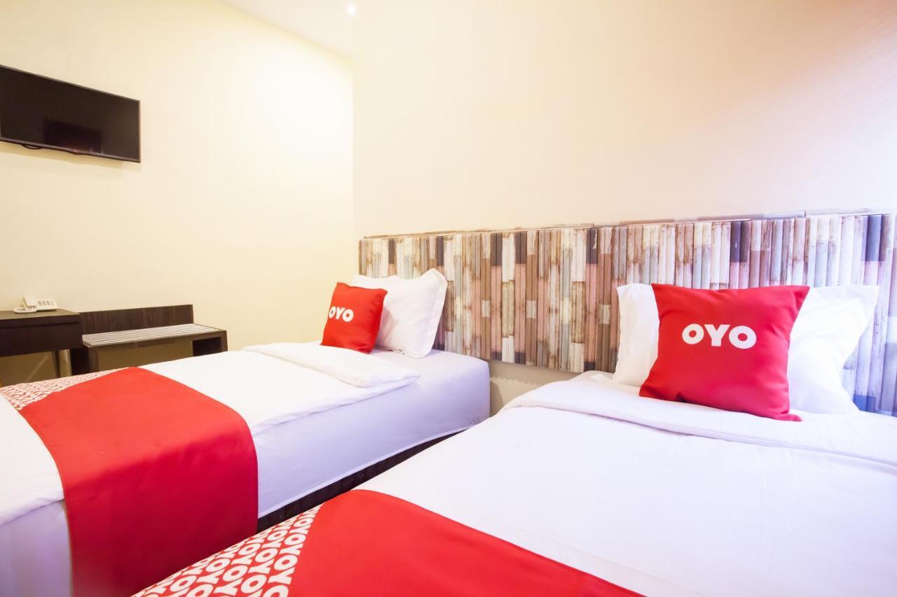Oyo 2361 Hotel Winston Glugur المظهر الخارجي الصورة
